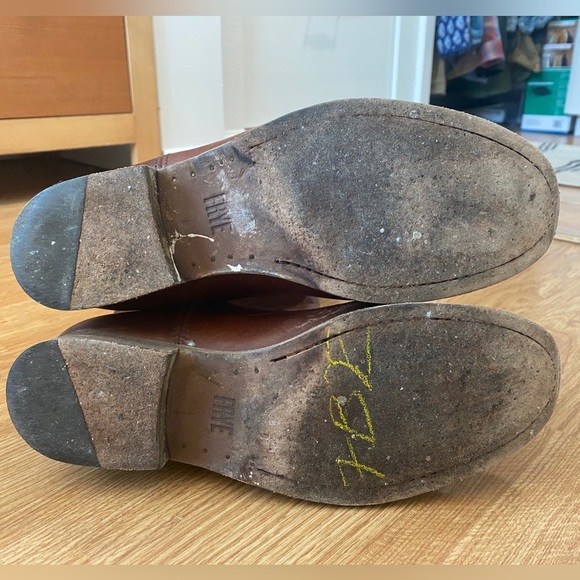 Frye Melisa Button 2 Boots Size 8 B - Picture 8 of 10